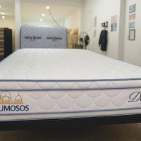 Dormir bien no tiene por qué ser complicado. Nuestro colchón essential ofrece el equilibrio perfecto entre confort, practicidad y precio. Diseñado para brindar un descanso firme y estable, es ideal para quienes buscan una opción funcional sin sacrificar calidad.